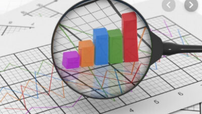 Dijital teknolojilerin yaygınlaşması ile ekonomik büyüme arasında pozitif bir ilişki var